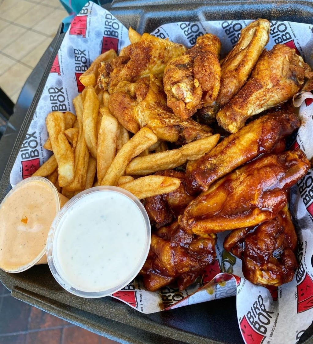 Bird Box Wings | restaurant | 1212 N San Fernando Blvd Unit A, Burbank, CA 91504, USA | 8185883856 OR +1 818-588-3856