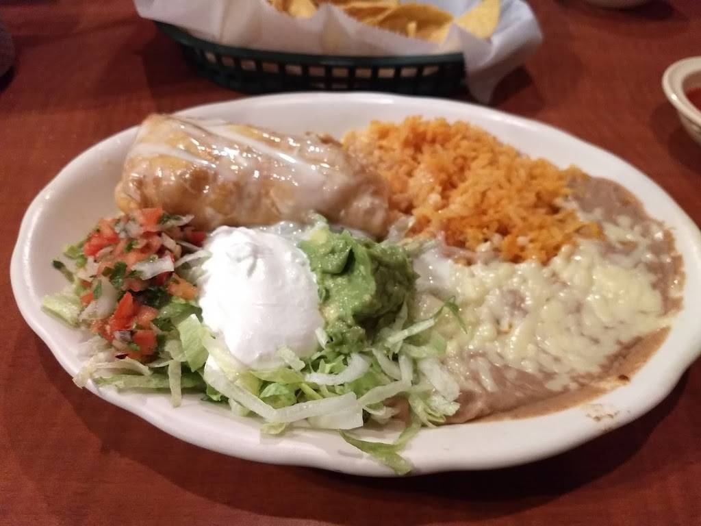 Las Carretas | restaurant | 2009 S Main St, Higginsville, MO 64037, USA | 6605846868 OR +1 660-584-6868