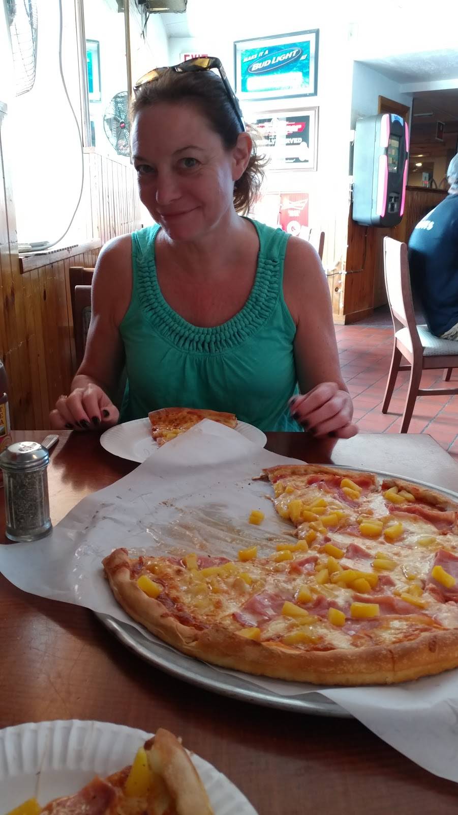 Milano House of Pizza - Nashua | restaurant | 1 Broad St, Nashua, NH 03064, USA | 6038836610 OR +1 603-883-6610