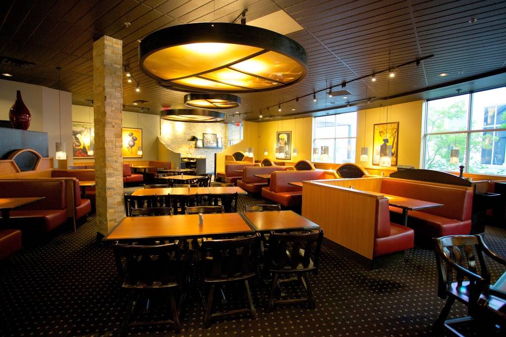 Chances R Restaurant | restaurant | 1365 Woodroffe Ave, Nepean, ON K2G 1V7, Canada | 6132256887 OR +1 613-225-6887