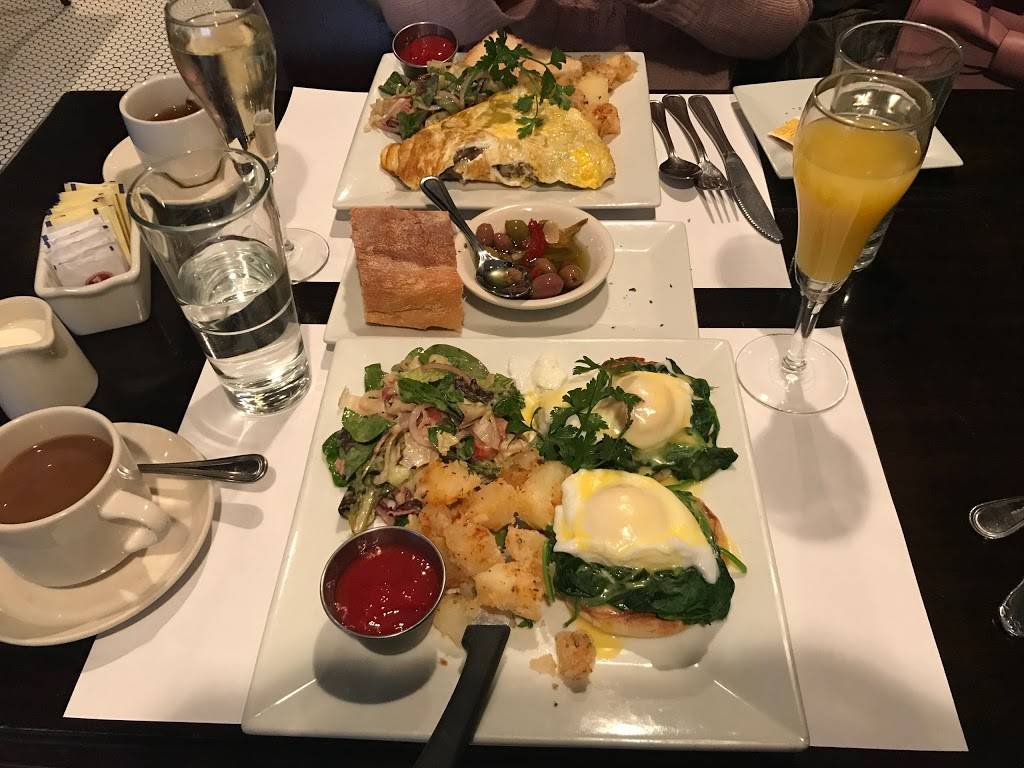 Racanellis Original Pizza & Brew | restaurant | 85 Knollwood Rd, White Plains, NY 10607, USA | 9149465211 OR +1 914-946-5211