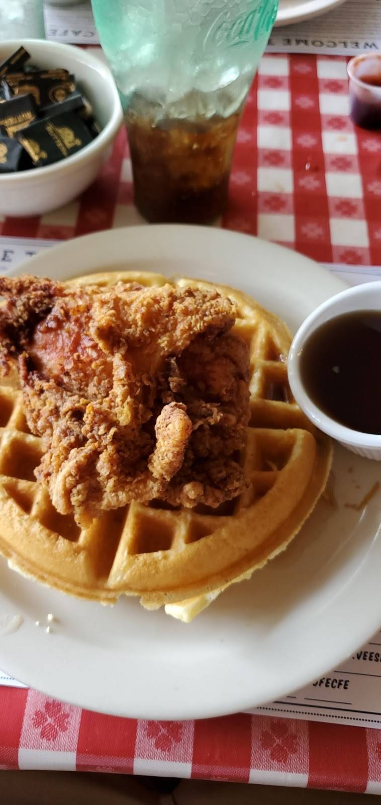 The Loveless Cafe | cafe | 8400 TN-100, Nashville, TN 37221, USA | 6156469700 OR +1 615-646-9700