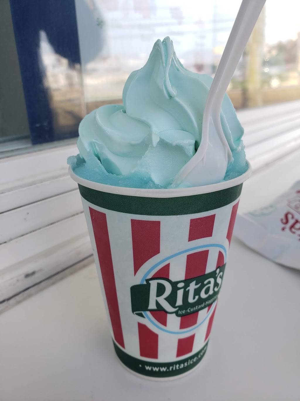 Ritas Italian Ice & Frozen Custard | restaurant | 772 W Bel Air Ave, Aberdeen, MD 21001, USA | 4102724413 OR +1 410-272-4413
