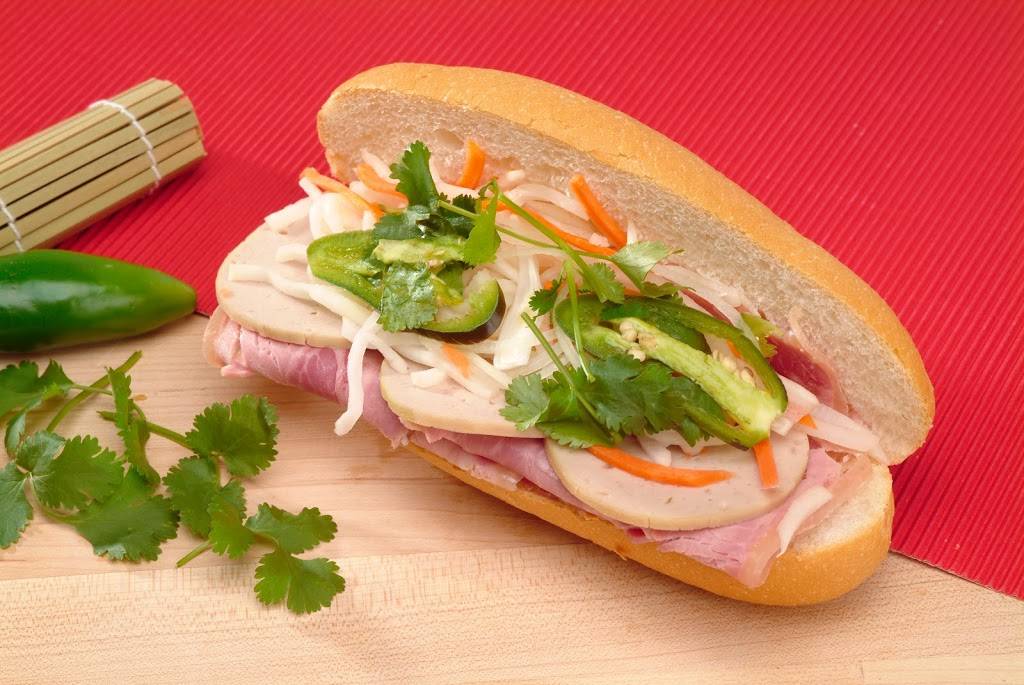 Huong Lan 9 | restaurant | 4965 N Fresno St, Fresno, CA 93726, USA | 5592218000 OR +1 559-221-8000