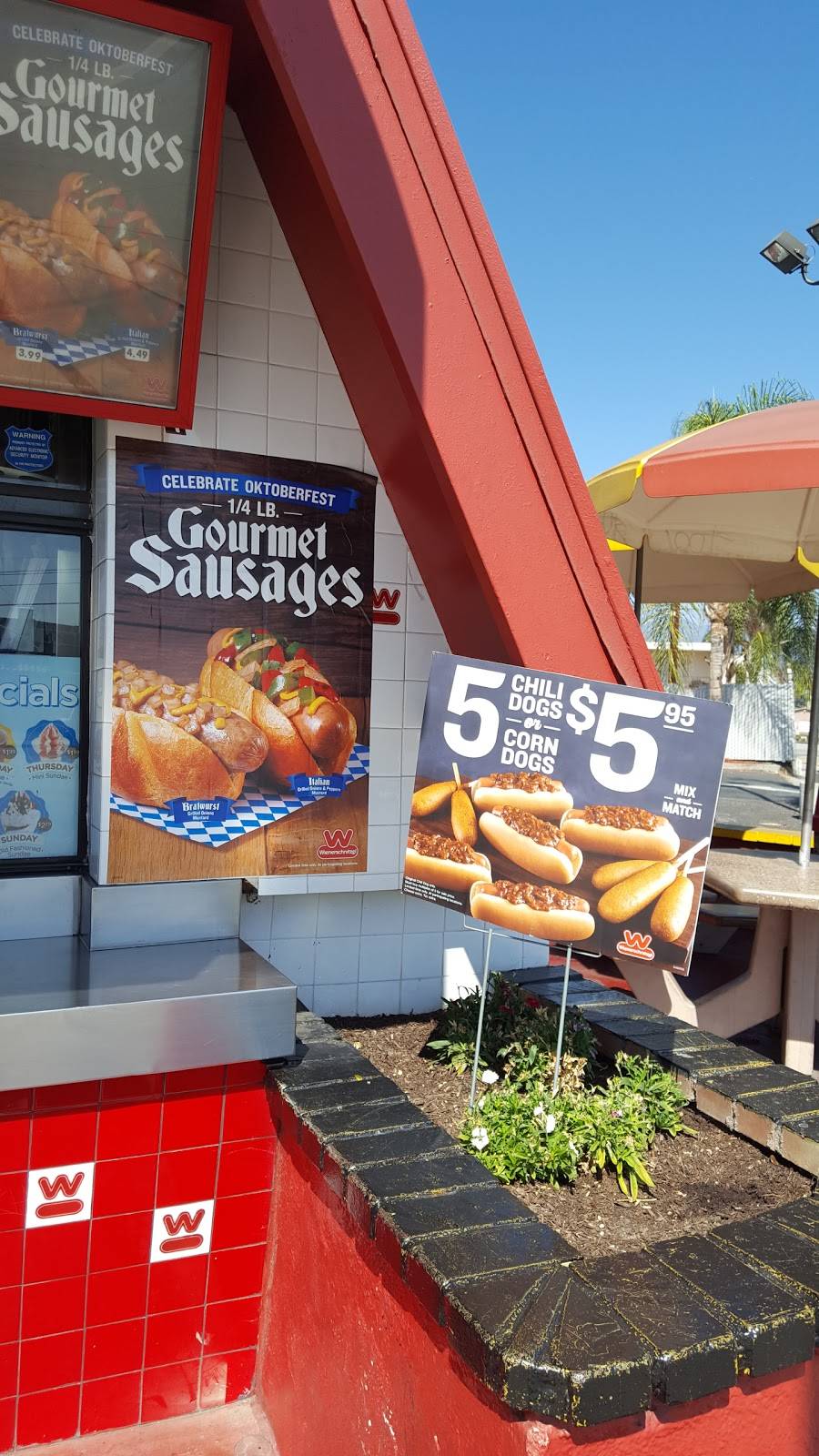 Wienerschnitzel | restaurant | 10991 Lower Azusa Rd, El Monte, CA 91731, USA | 6265755006 OR +1 626-575-5006