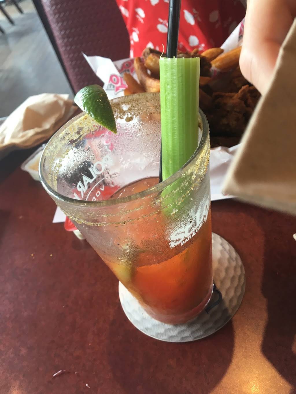 St. Louis Bar & Grill | restaurant | 580 King St W Unit 1, Oshawa, ON L1J 7J1, Canada | 9057287777 OR +1 905-728-7777