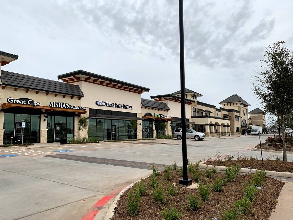 The Village at Riverstone | shopping mall | University Blvd &, LJ Pkwy, Sugar Land, TX 77479, USA | 7135993500 OR +1 713-599-3500