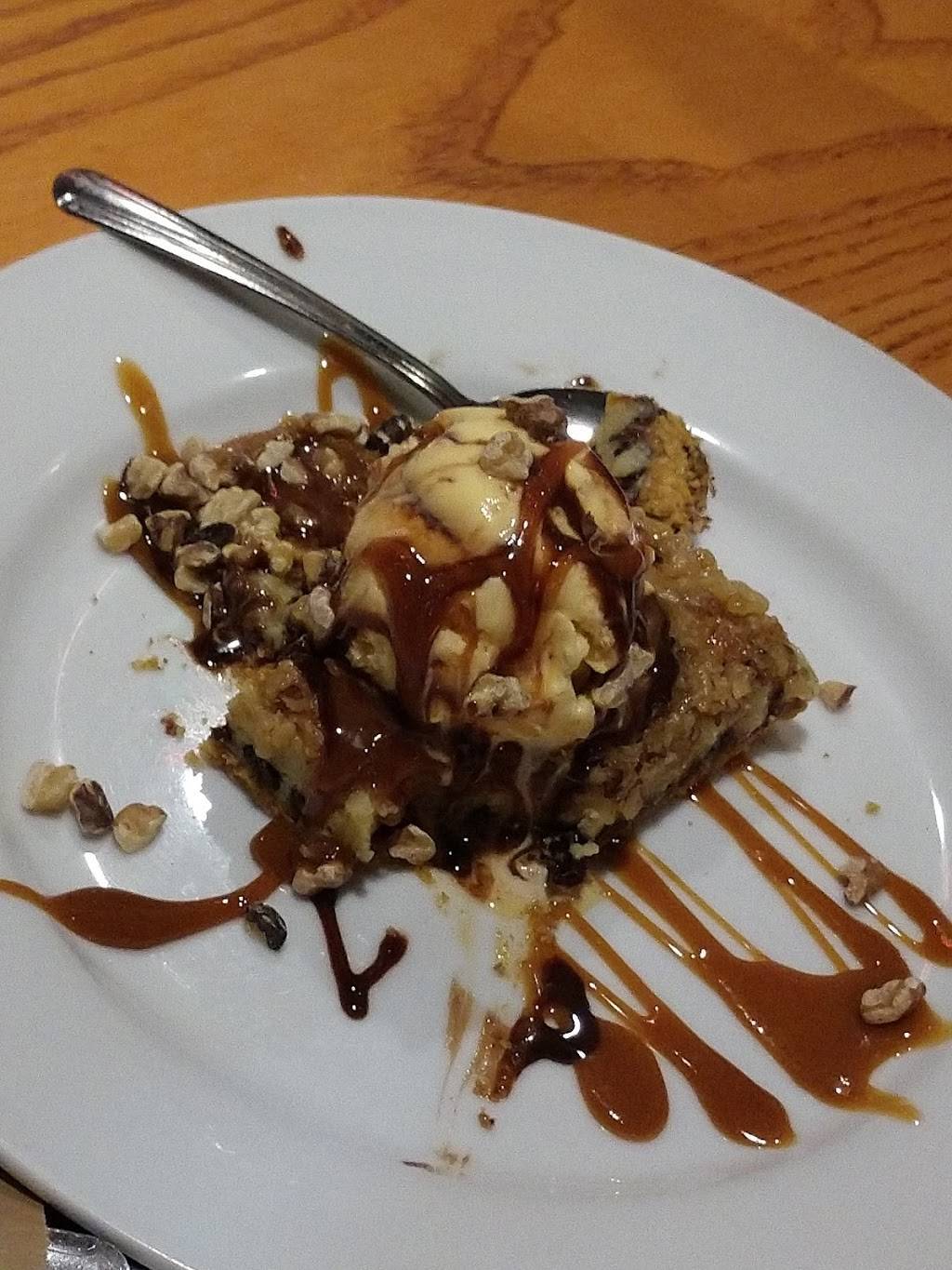 Chilis Grill & Bar | restaurant | 668 East Pl, Salt Lake City, UT 84102, USA | 8015756933 OR +1 801-575-6933