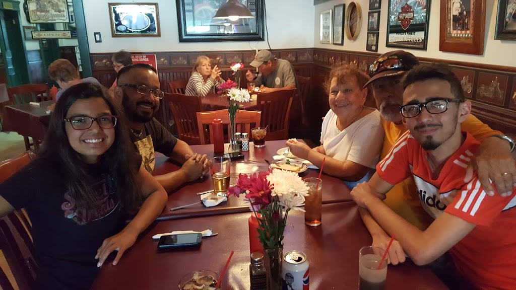 Softails Bar & Grill | restaurant | 246 N Main Ave, Ladd, IL 61329, USA | 8158942221 OR +1 815-894-2221