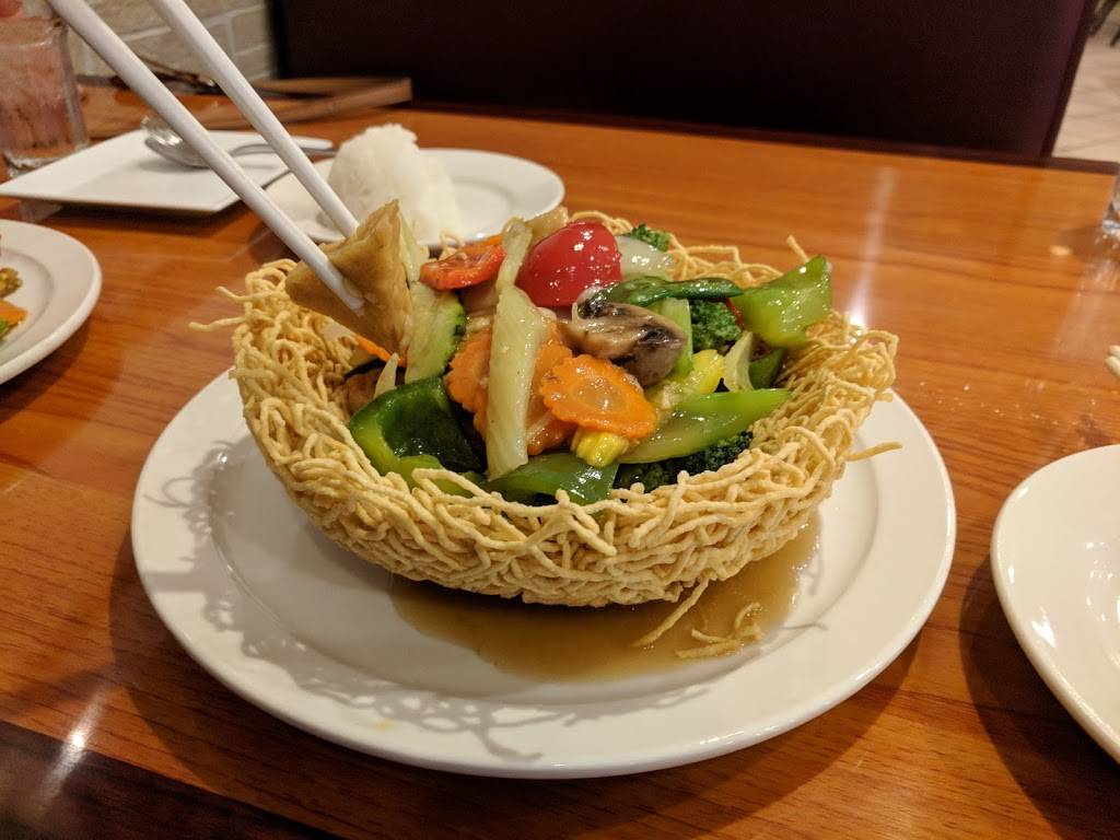 Pho Le Vietnamese Restaurant | restaurant | 7829 Sudley Rd, Manassas, VA 20109, USA | 7035309693 OR +1 703-530-9693