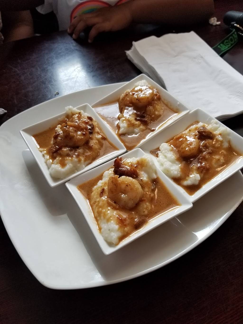 Jeffrey Lampkins Country Boy Kitchen | restaurant | 5642 Broad St, Sumter, SC 29154, USA | 8032940909 OR +1 803-294-0909