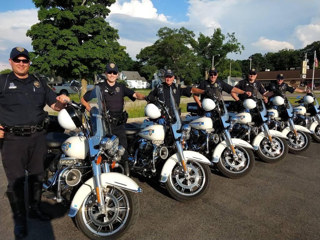 Leones Frosty Treat | restaurant | 424 W Fourteenth St, Traverse City, MI 49684, USA | 2312765148 OR +1 231-276-5148