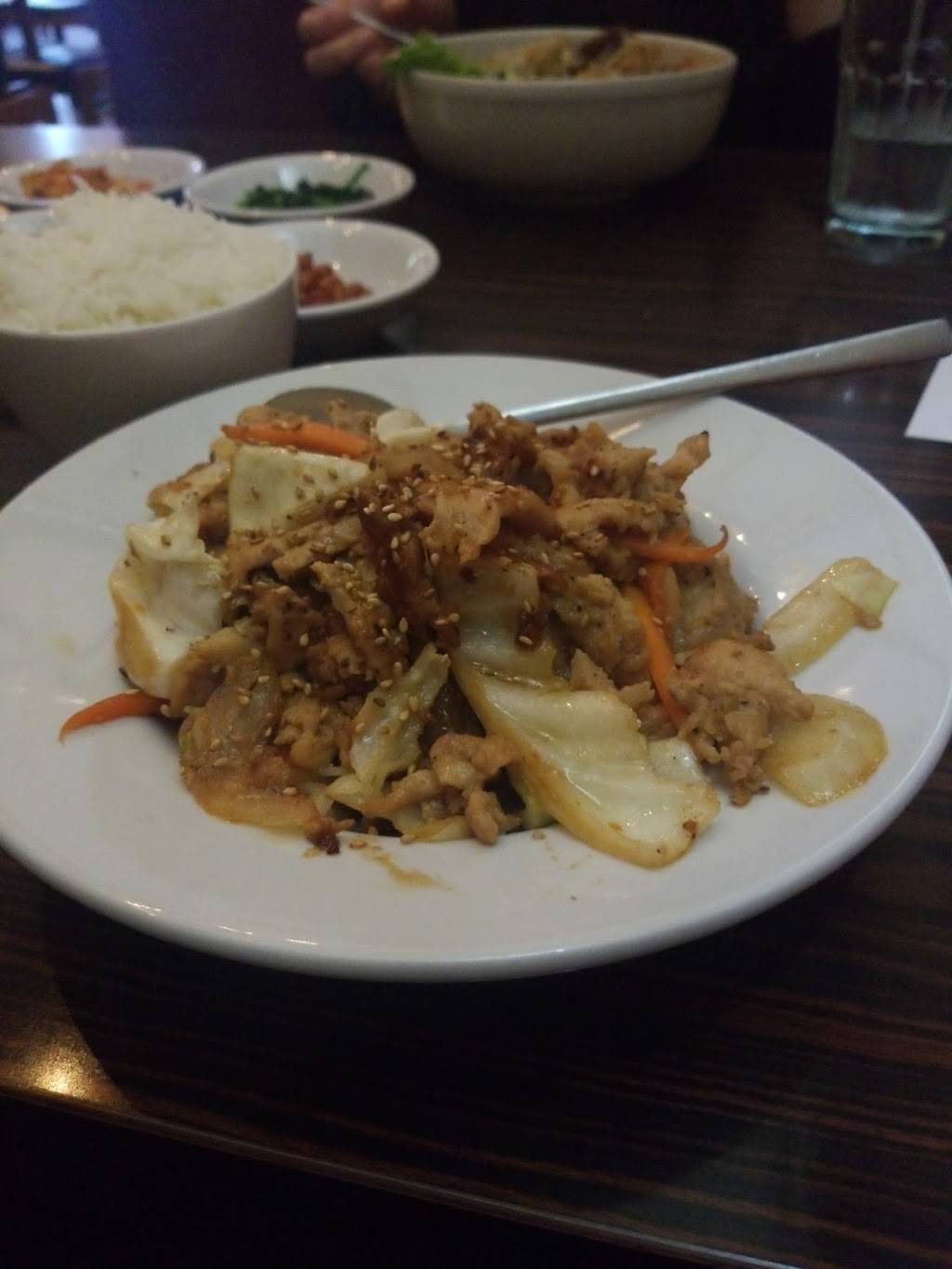 Seoul Restaurant & DKs Sushi Bar | restaurant | 6400 S 1st St, Austin, TX 78745, USA | 5123265807 OR +1 512-326-5807