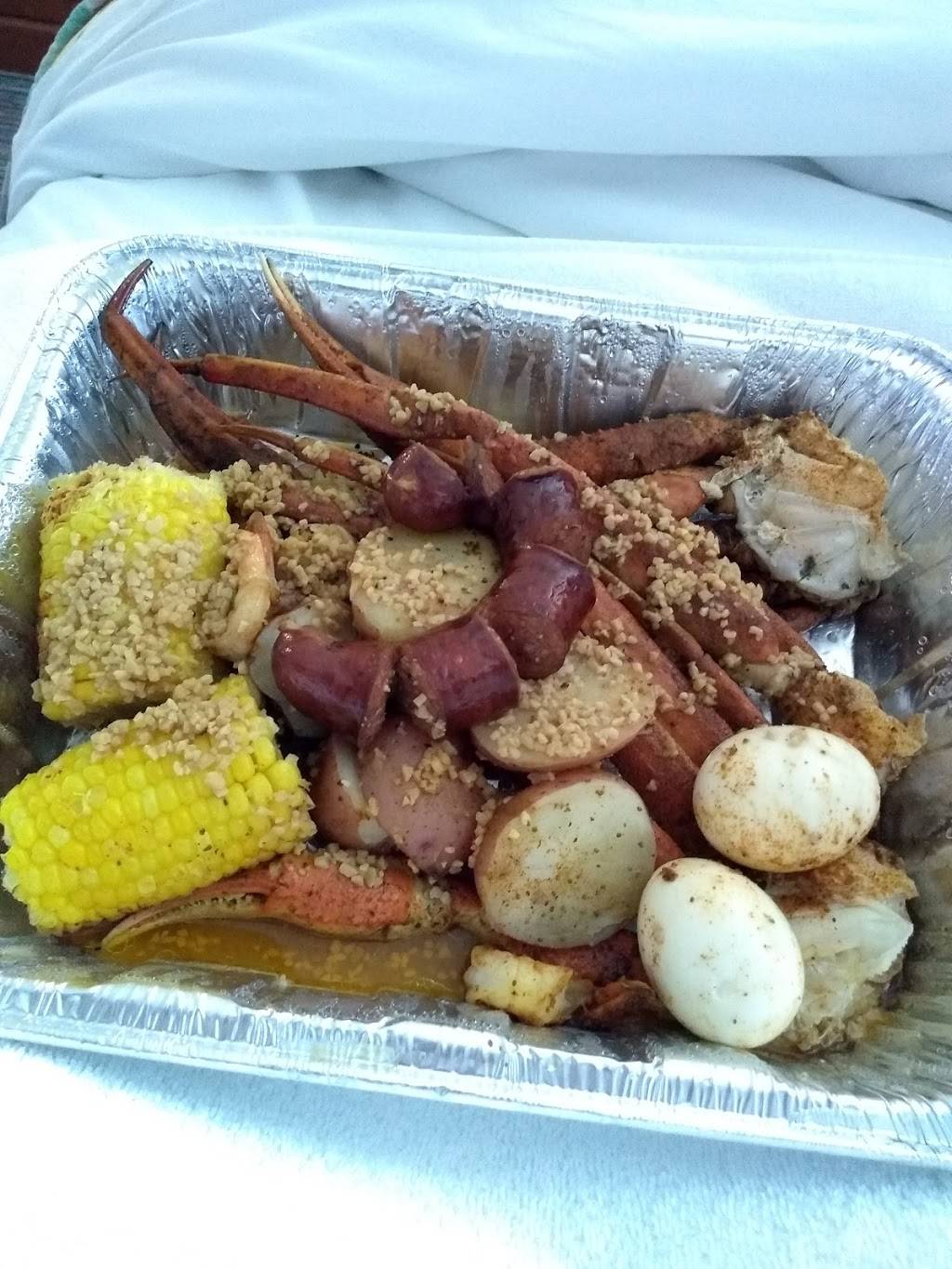 Cowboy Crab and Seafood | restaurant | 1084 N Tamiami Trail, North Fort Myers, FL 33903, USA | 2395992470 OR +1 239-599-2470