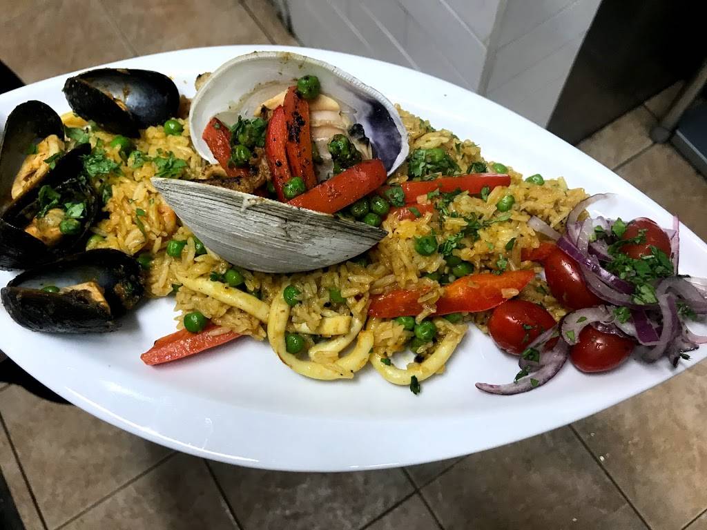 Los Chicos Brasa at Vaughan | restaurant | Back Unit, 3560 Rutherford Rd unit 54, Woodbridge, ON L4H 2J3, Canada | 9052501144 OR +1 905-250-1144