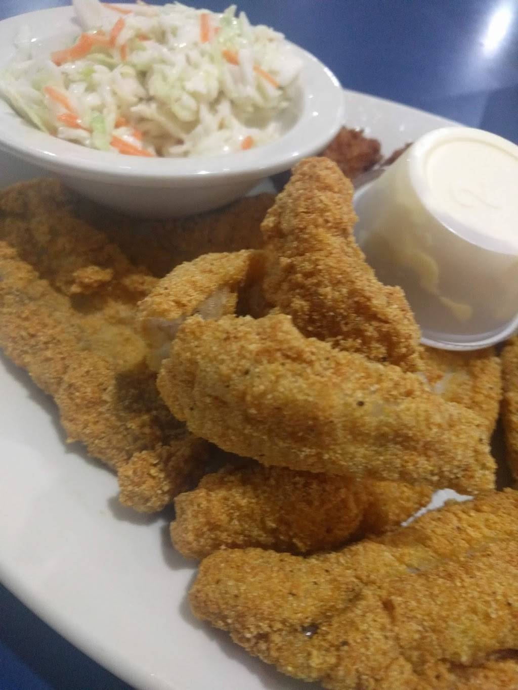 Gators | restaurant | E 2nd St, Parsons, TN 38363, USA | 7318473065 OR +1 731-847-3065