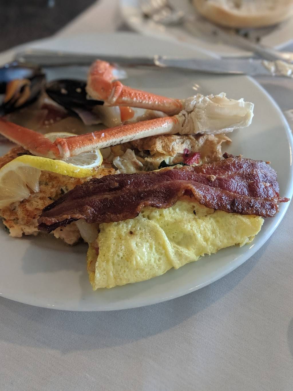 Club Nineteen, 19 | restaurant | 10500 Taft St, Pembroke Pines, FL 33026, USA | 9545383731 OR +1 954-538-3731