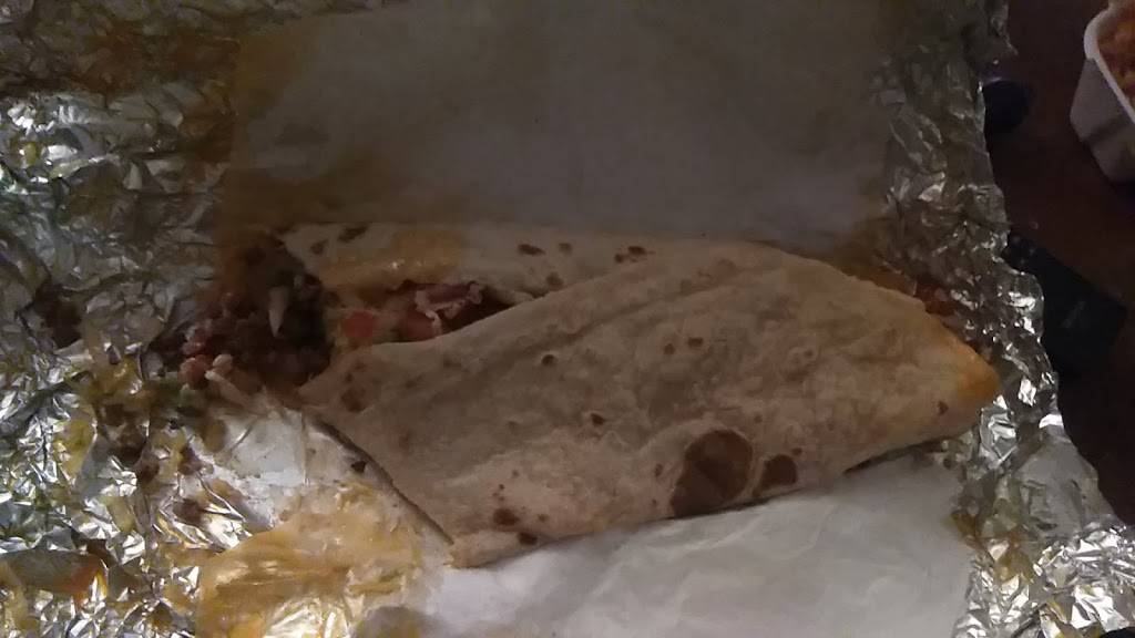 Mr. Señors | meal takeaway | 2335 N Murray Ave, Milwaukee, WI 53202, USA | 4145508226 OR +1 414-550-8226