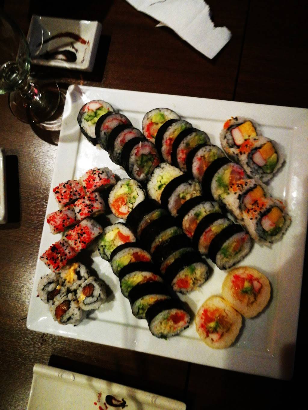 Sushi Matsu Chateauguay | restaurant | 40 Boulevard Saint-Jean-Baptiste, Châteauguay, QC J6K 3A3, Canada | 4508446339 OR +1 450-844-6339