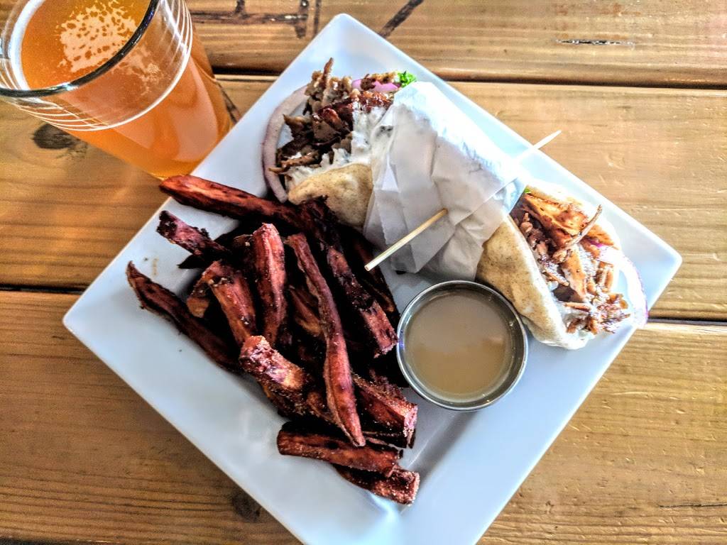 The Flat | restaurant | 1606 Woodruff Rd, Greenville, SC 29607, USA | 8645201522 OR +1 864-520-1522