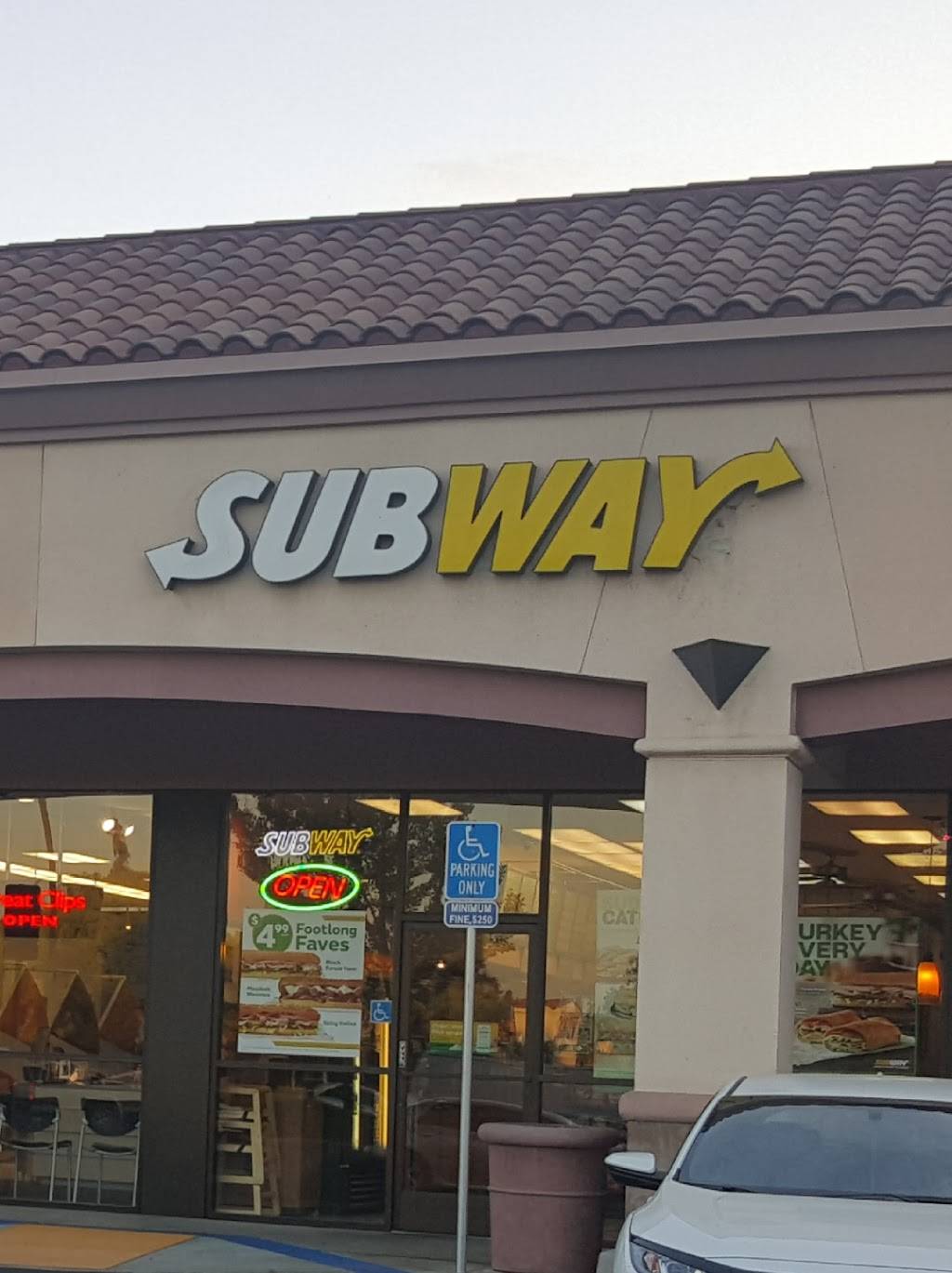 Subway | restaurant | 8957 N Cedar Ave, Fresno, CA 93720, USA | 5594489282 OR +1 559-448-9282