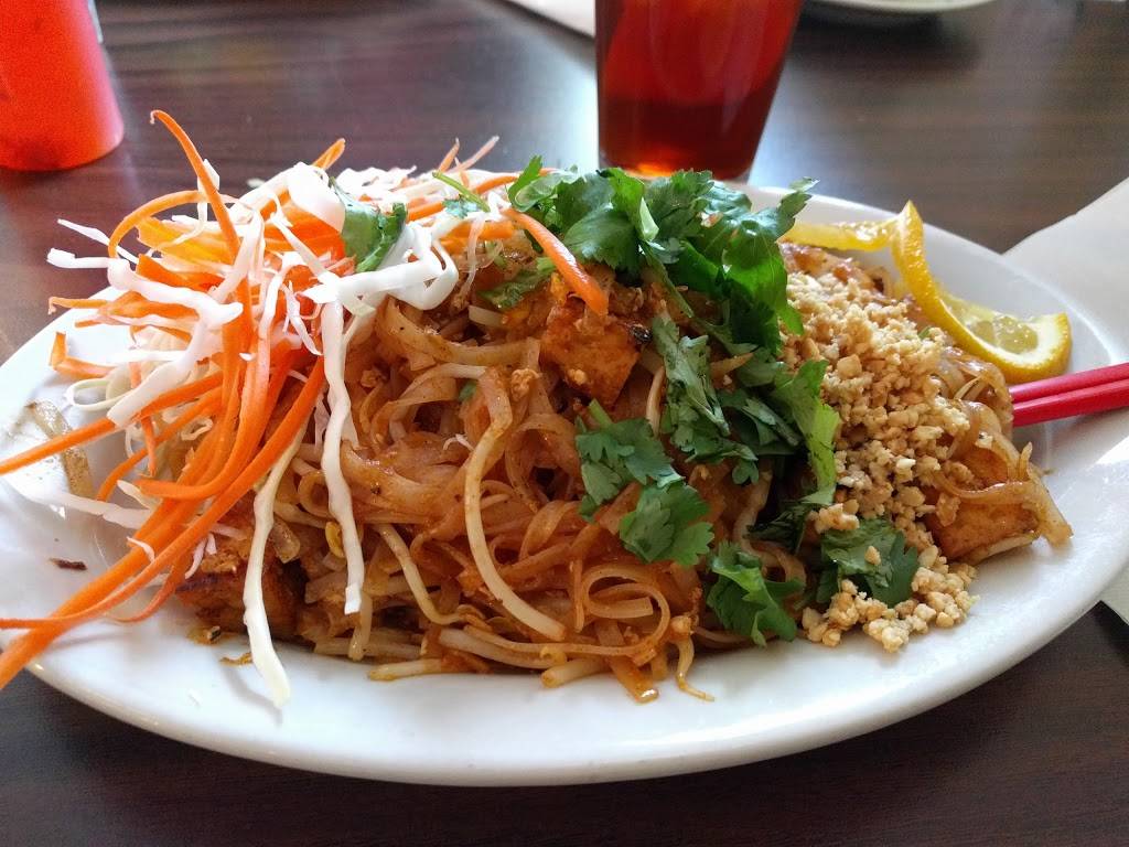 Tuk Tuk Thai Cafe | restaurant | 5517 Manchaca Rd, Austin, TX 78745, USA | 5123261619 OR +1 512-326-1619
