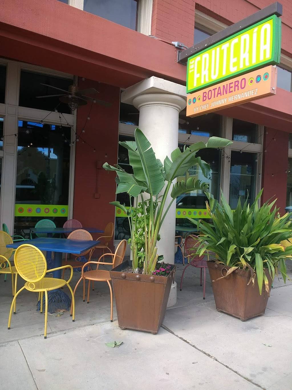 The Fruteria | restaurant | 1401 S Flores St #102, San Antonio, TX 78204, USA | 2102513104 OR +1 210-251-3104
