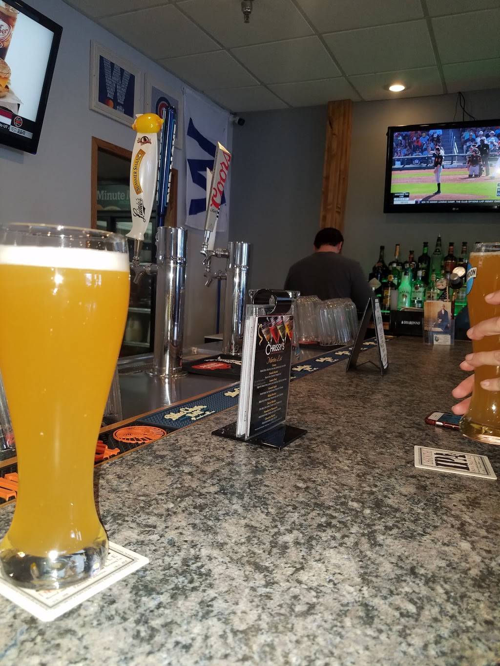 Chrissys Gaming Bar & Grill | restaurant | 552 N Gary Ave, Carol Stream, IL 60188, USA | 6307657131 OR +1 630-765-7131