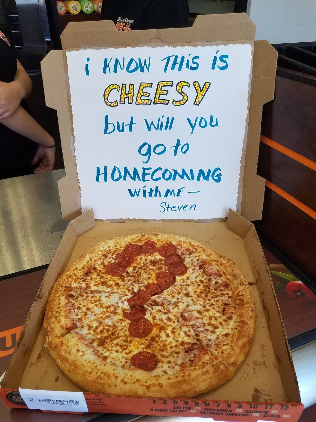 Little Caesars Pizza | meal takeaway | 1600 Kennesaw Due West Rd NW, Kennesaw, GA 30152, USA | 7707944633 OR +1 770-794-4633