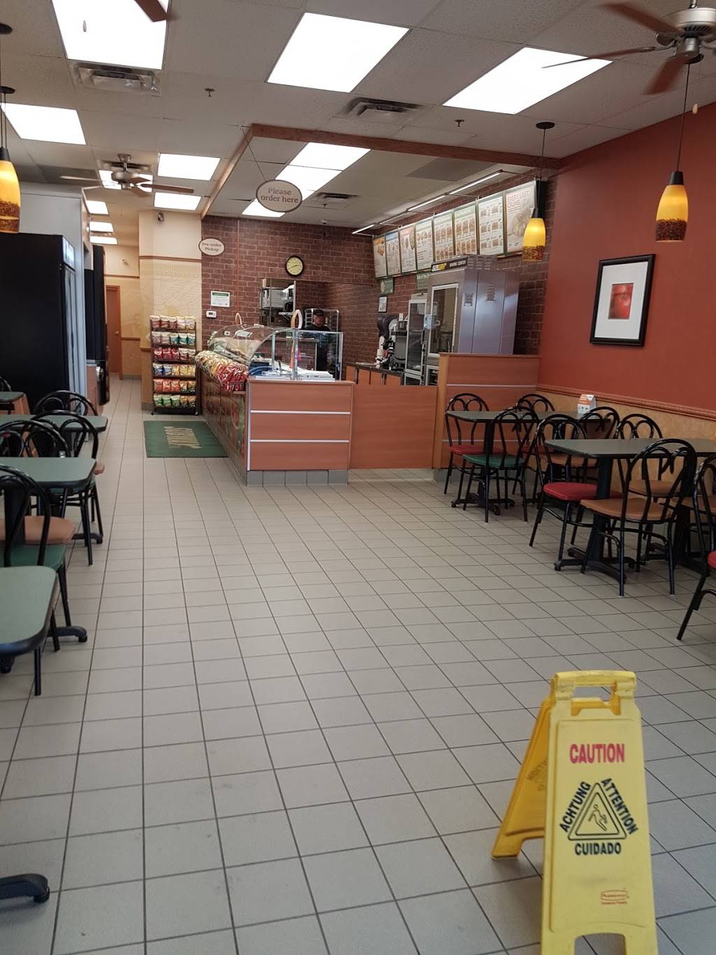Subway | restaurant | 478 Dundas St W RioCentre Oakville, Unit 13, Oakville, ON L6H 6Y3, Canada | 9052572921 OR +1 905-257-2921