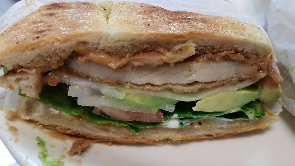 Momento | restaurant | 25-13 Queens Plaza N, Long Island City, NY 11101, USA | 7187868297 OR +1 718-786-8297