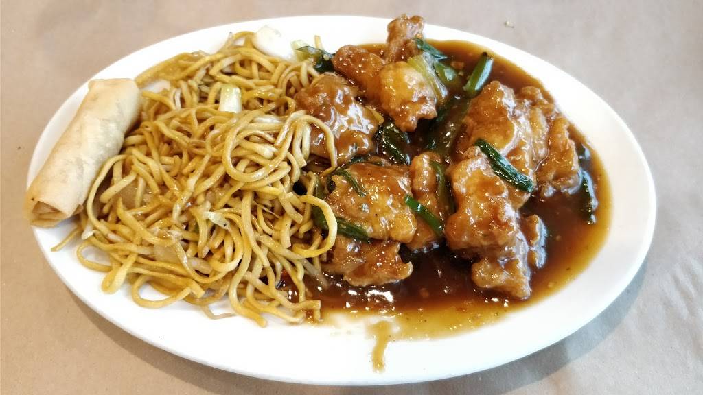 Asian Wok n Roll | restaurant | 6905 Millcreek Dr #13, Mississauga, ON L5N 6A3, Canada | 9055670088 OR +1 905-567-0088