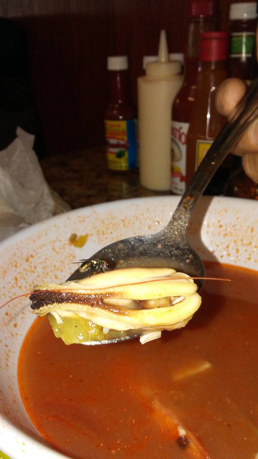 Mariscos El Perihuete | restaurant | 3223 Tweedy Blvd, South Gate, CA 90280, USA | 3235666726 OR +1 323-566-6726