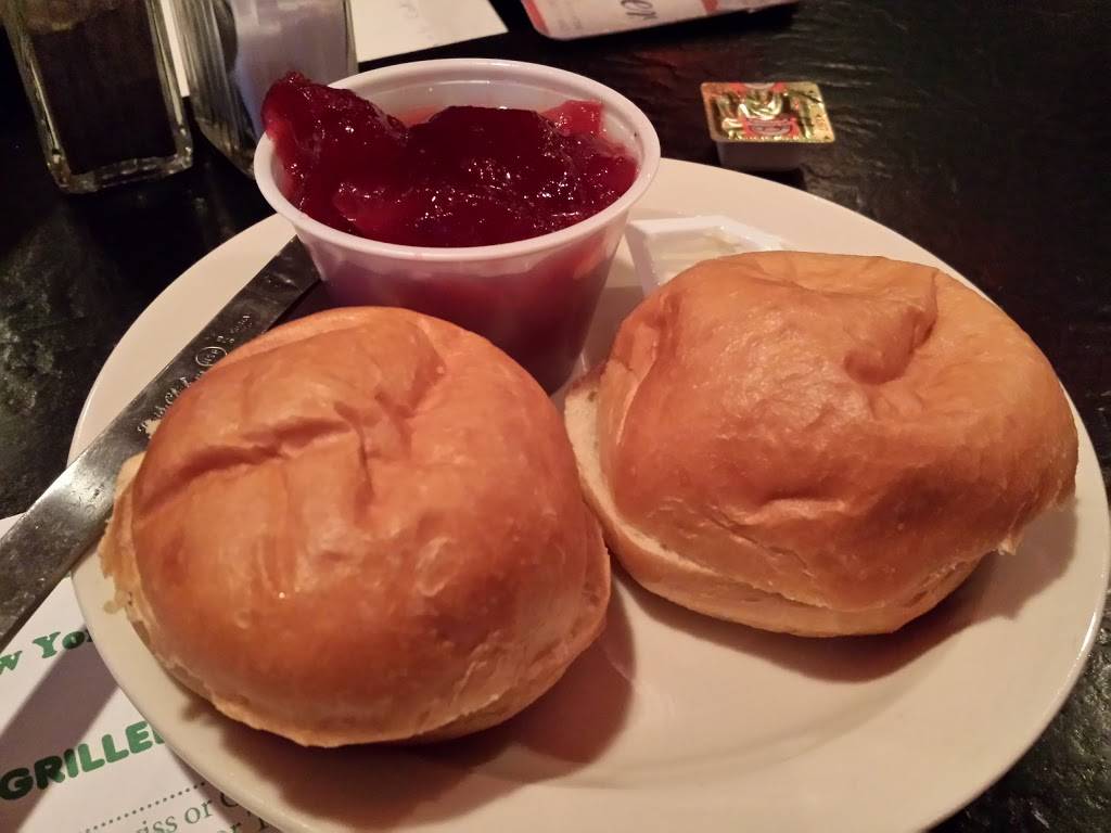 Dee Dees Tavern | restaurant | 647 Watervliet Shaker Rd, Latham, NY 12110, USA | 5187854410 OR +1 518-785-4410