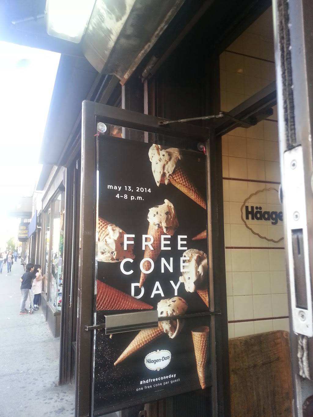 Häagen-Dazs | restaurant | 90-15 Queens Blvd, Elmhurst, NY 11373, USA | 7187607220 OR +1 718-760-7220