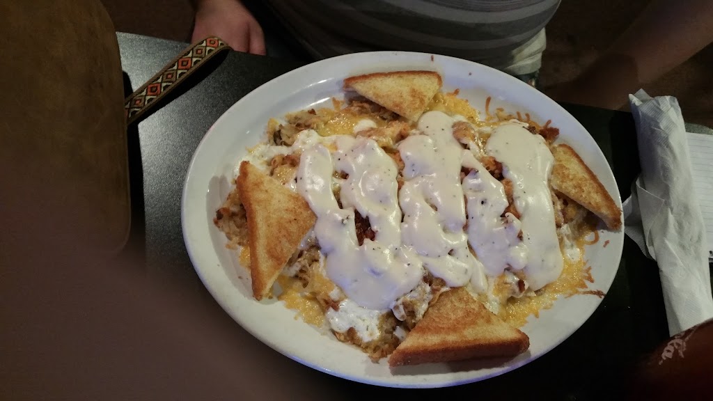 Rack Billiard Cafe | restaurant | 3322 Railroad Ave, Great Bend, KS 67530, USA | 6207925851 OR +1 620-792-5851