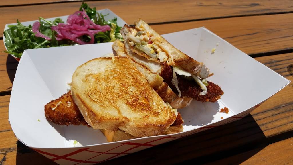 Drakes Brewing Company | restaurant | 1933 Davis St #177, San Leandro, CA 94577, USA | 5105682739 OR +1 510-568-2739