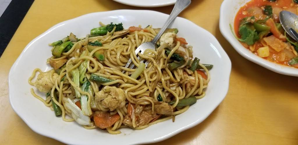 Myanmar Restaurant | restaurant | 7810-C Lee Hwy, Falls Church, VA 22042, USA | 7032890013 OR +1 703-289-0013