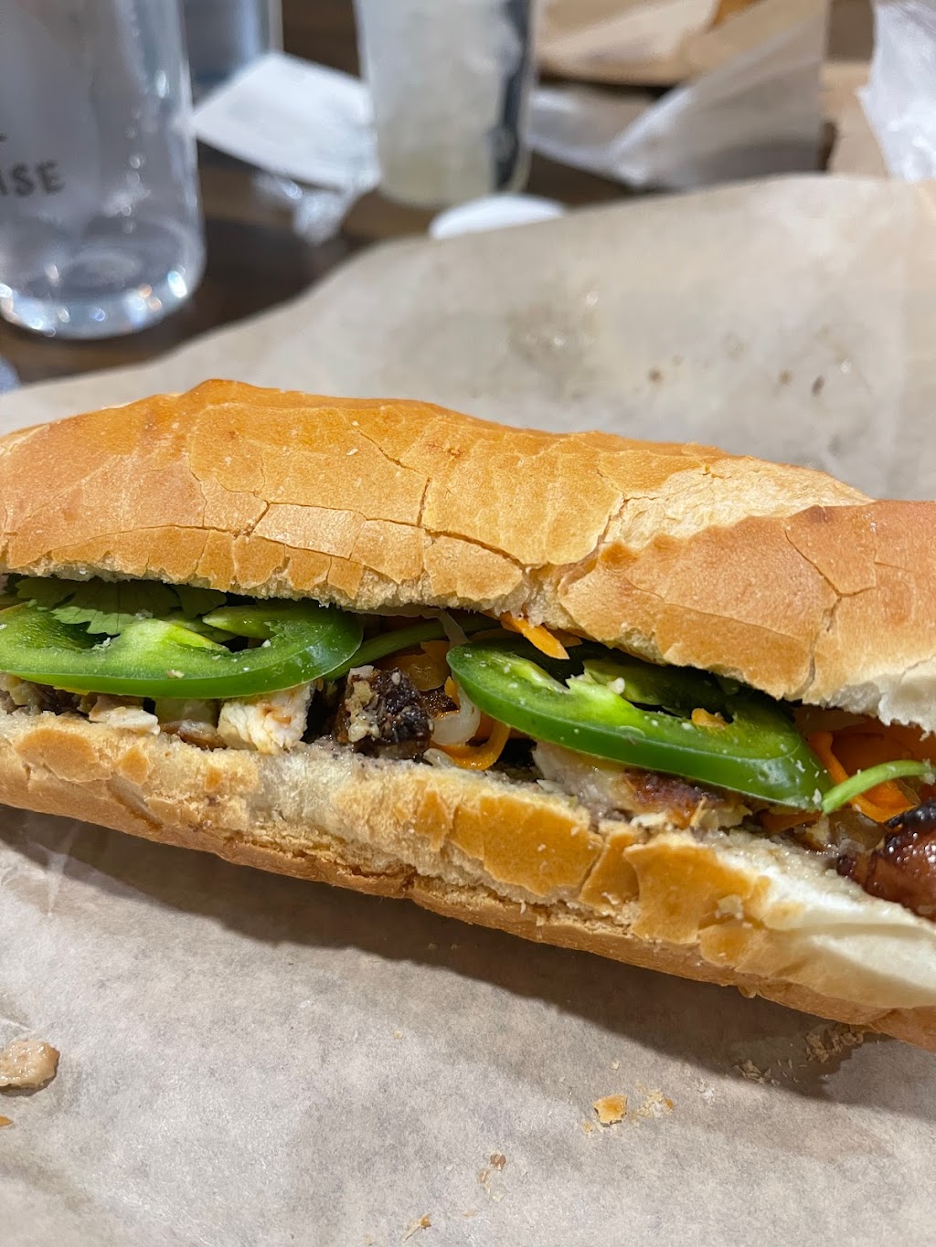 Moonrise | restaurant | 510 E Broadway, Long Beach, CA 90802, USA | 5622833222 OR +1 562-283-3222