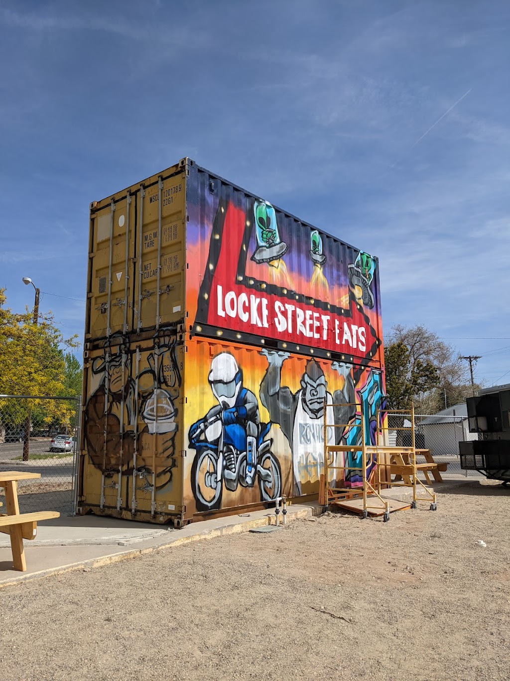 Locke Street Eats | restaurant | 112 N Locke Ave, Farmington, NM 87401, USA | 5057729663 OR +1 505-772-9663