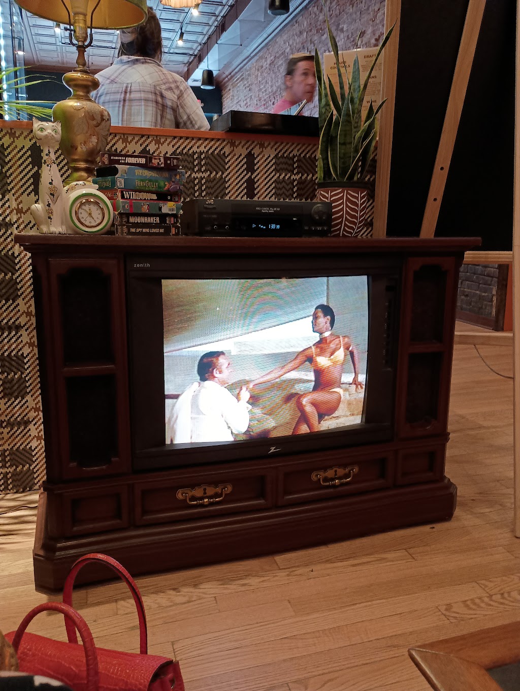 Fat Cat Eats, Drinks & Music | restaurant | 520 E Ohio St, Pittsburgh, PA 15212, USA | 4123210220 OR +1 412-321-0220