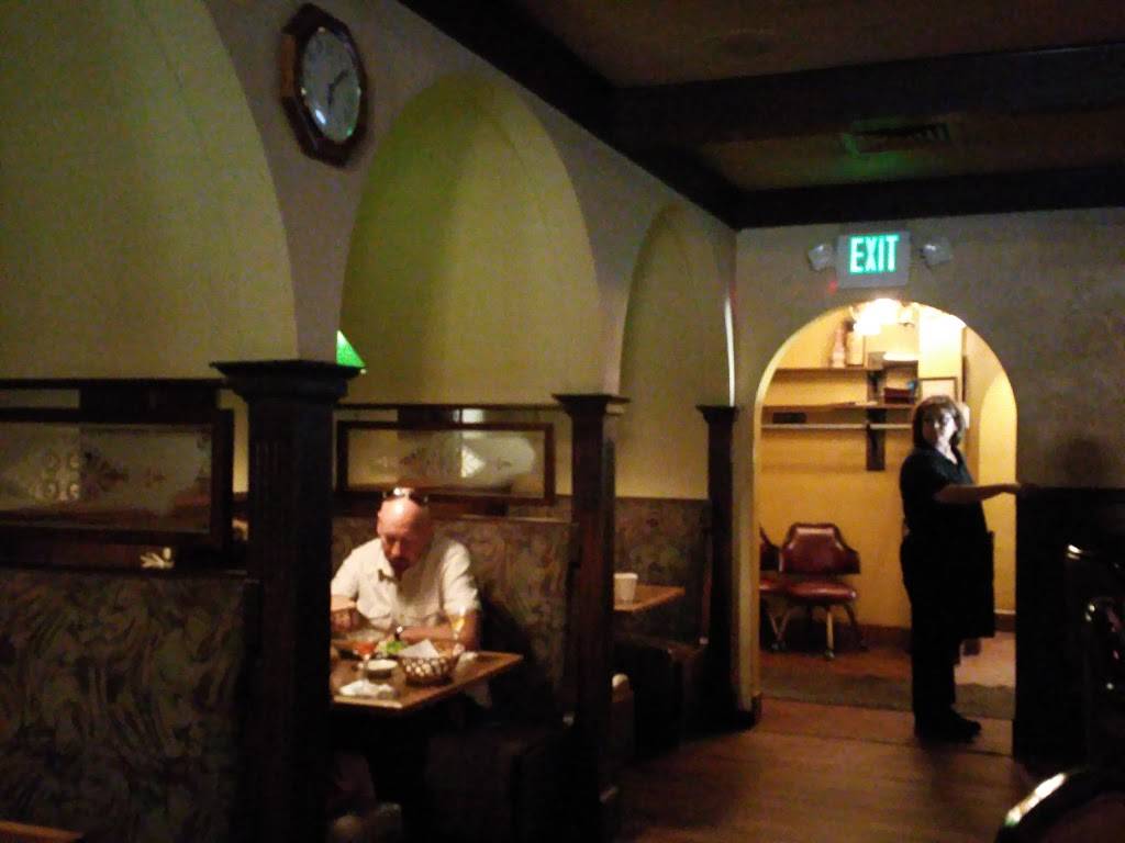 Giovannis Restaurant | restaurant | 603 Ridge Rd, Munster, IN 46321, USA | 2198366220 OR +1 219-836-6220