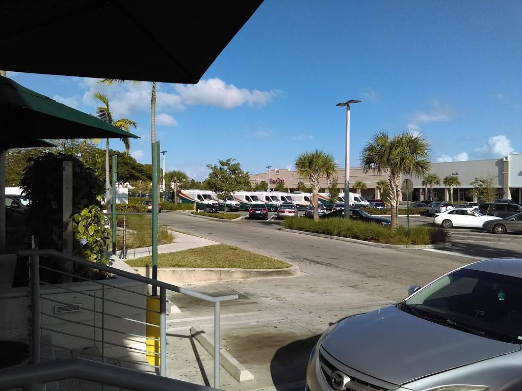 Point Royale Shopping Center | shopping mall | 19101 S Dixie Hwy, Miami, FL 33157, USA | 3059471664 OR +1 305-947-1664