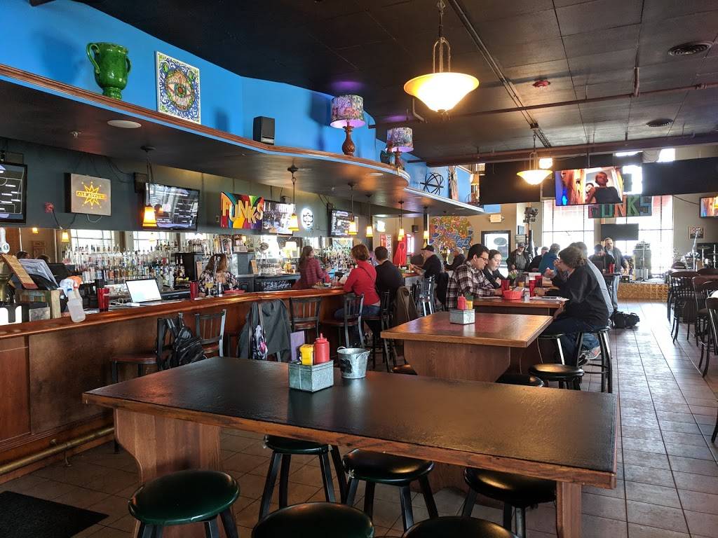 Funks Pub | restaurant | 5956 Executive Dr #101, Fitchburg, WI 53719, USA | 6084429500 OR +1 608-442-9500