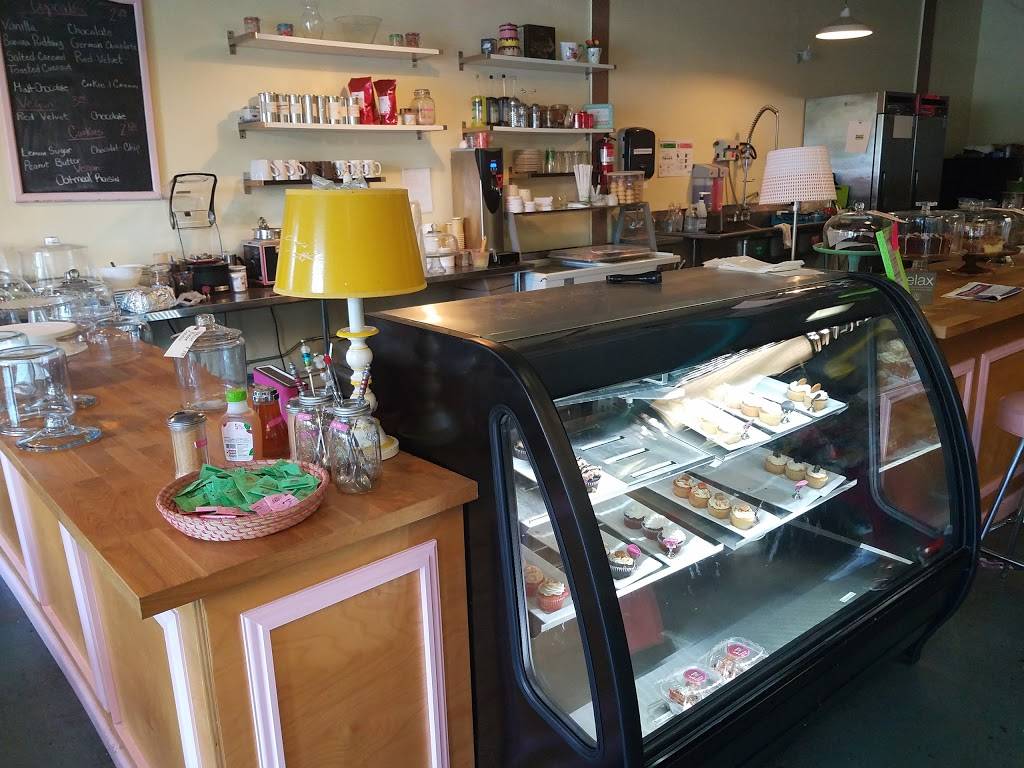 Good Cakes and Bakes | bakery | 19363 Livernois, Detroit, MI 48221, USA | 3134689915 OR +1 313-468-9915