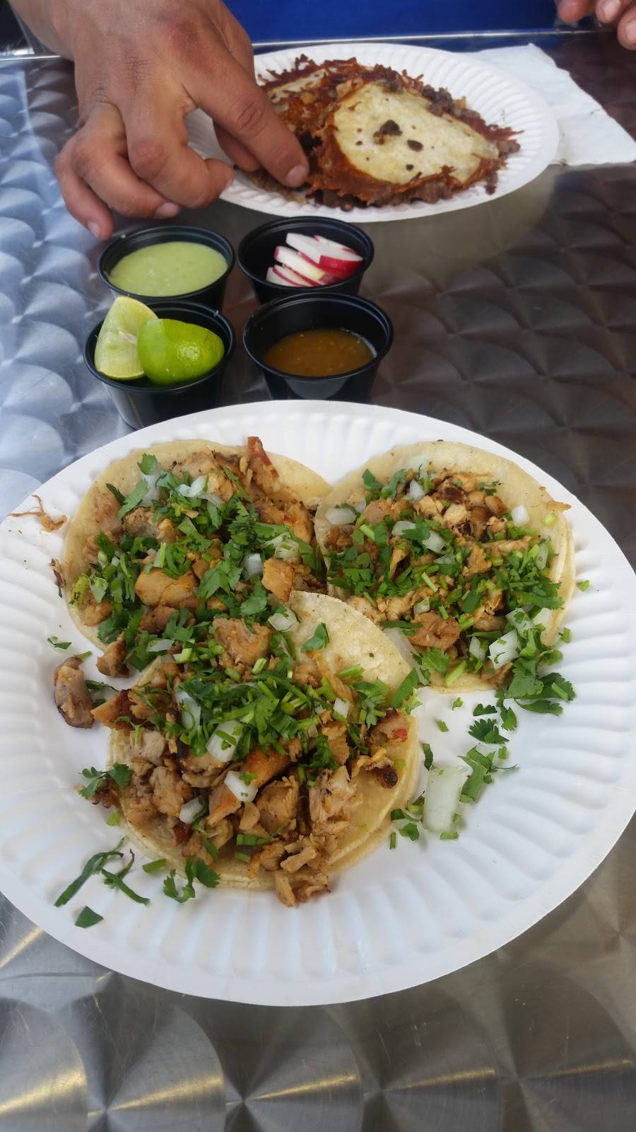 Taqueria El ARBOLITO | restaurant | 1000-1046 E 4th St, Ontario, CA 91764, USA | 9096825141 OR +1 909-682-5141