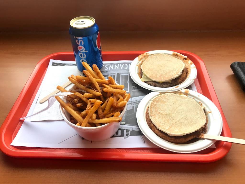 Dic Anns Sainte-Thérèse | restaurant | 232 Boulevard Curé-Labelle, Sainte-Thérèse, QC J7E 2X7, Canada | 4509519555 OR +1 450-951-9555