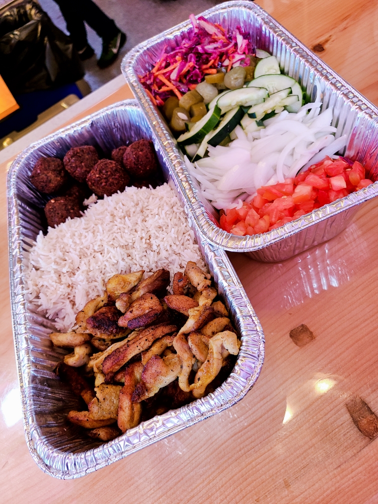 Luckys Spitfire | restaurant | 1125 N 9th St Suite D, Milwaukee, WI 53233, USA | 4147129381 OR +1 414-712-9381