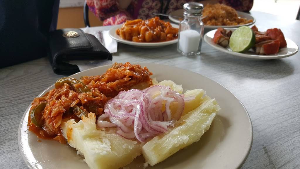 Danias Restaurant | restaurant | 423 Orange St, Newark, NJ 07107, USA | 9734827917 OR +1 973-482-7917