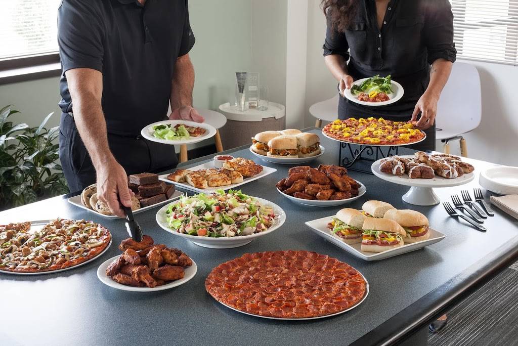 Donatos Pizza | meal takeaway | 1500 Beach Blvd, Jacksonville Beach, FL 32250, USA | 9043662867 OR +1 904-366-2867